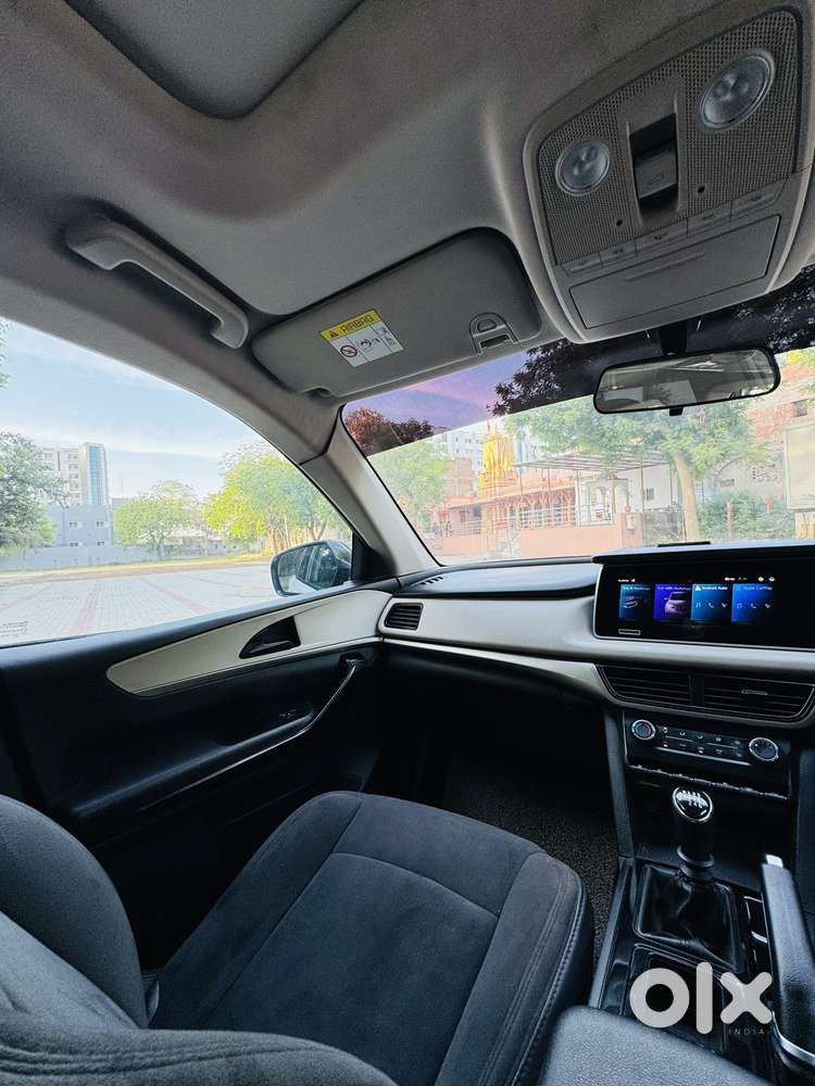 Mahindra Xuv700 2.2 Ax 5 Diesel Mt 7 Str, 2023, Diesel