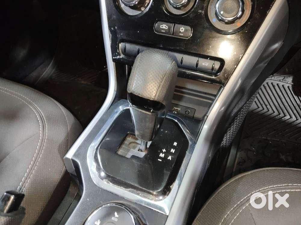 Tata Nexon 1.2 Revotron Xma Amt (s), 2022, Petrol