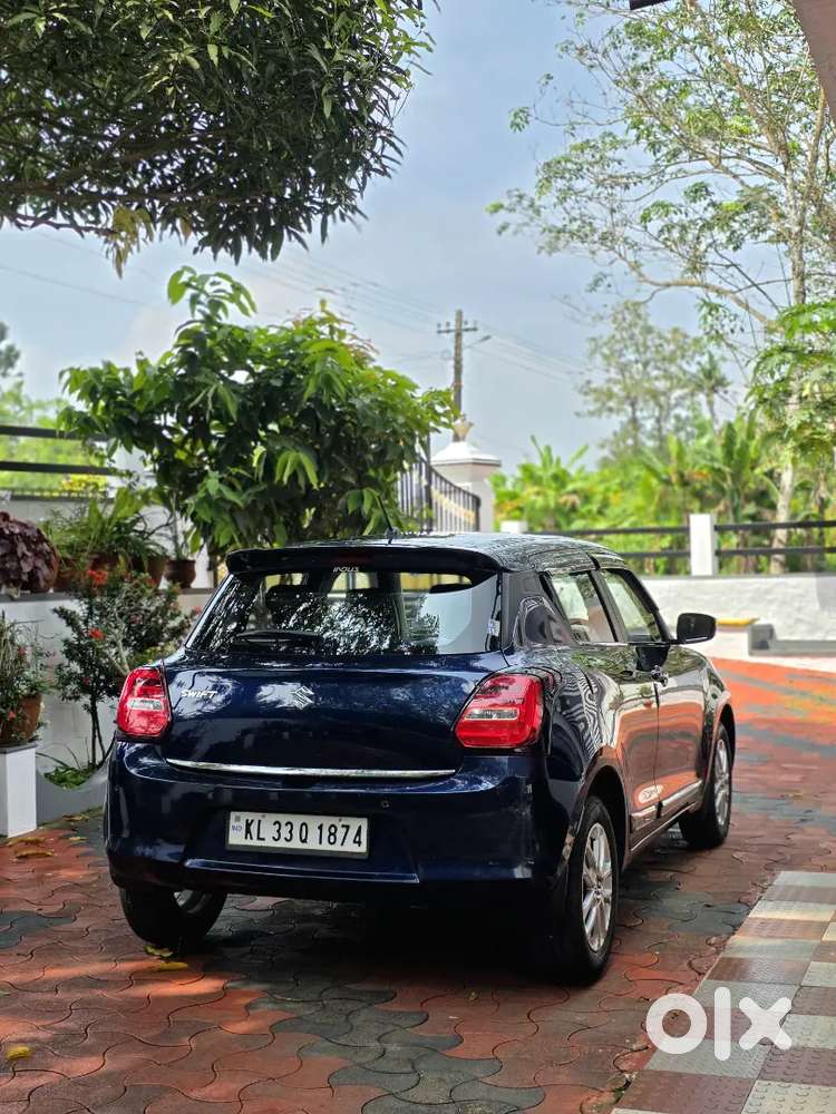 Maruti Swift Zxi Automatic Petrol In Showroom Condition