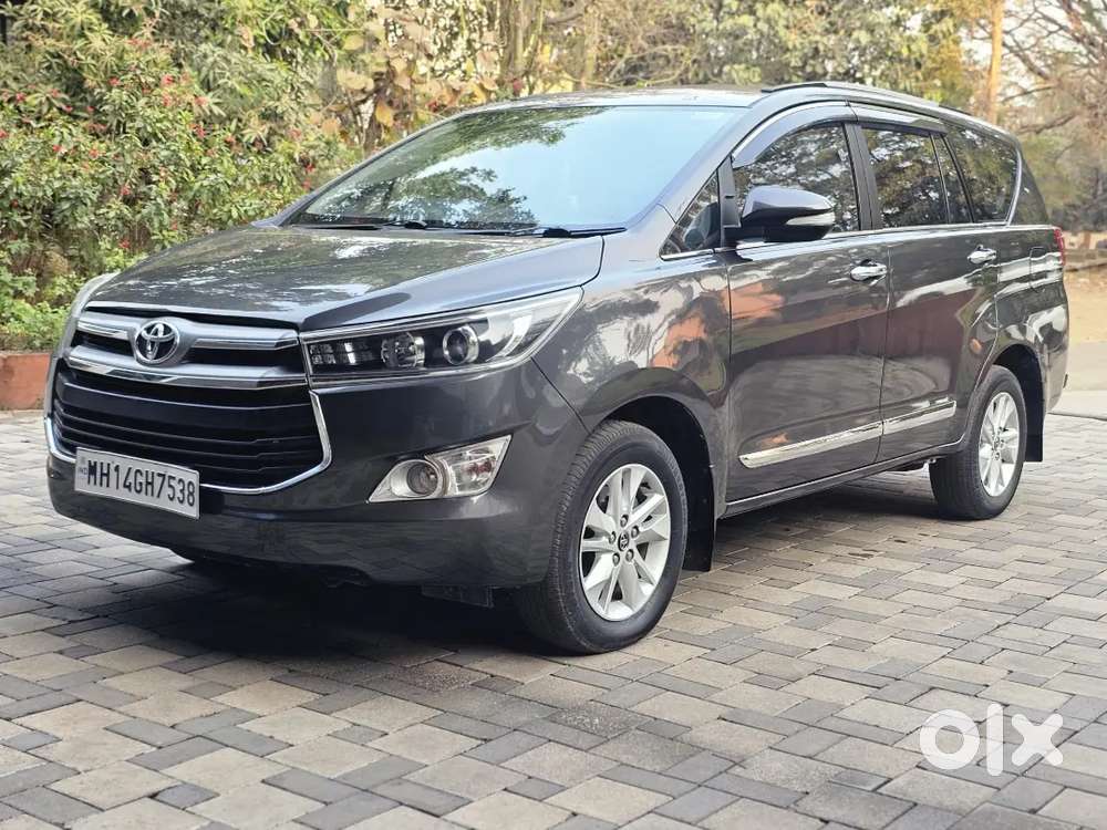 Toyota Innova Crysta 2017 Diesel 143000 Km Driven