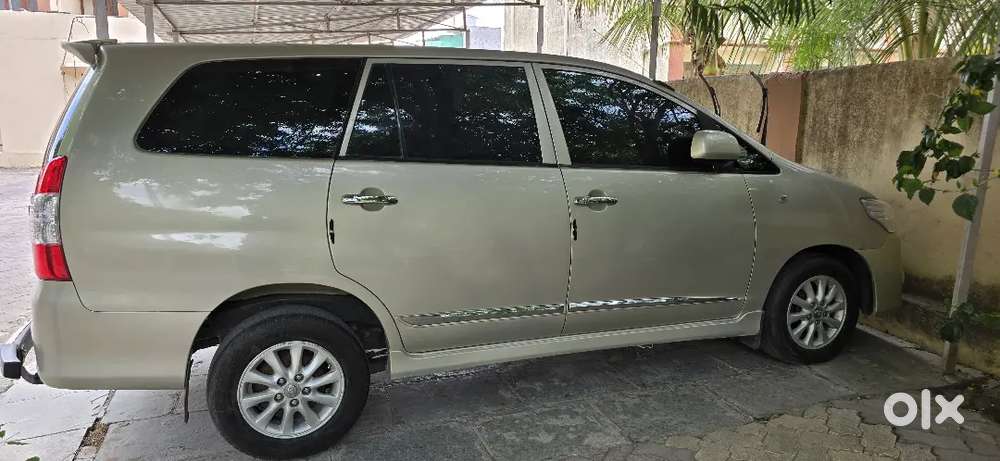 Toyota Innova 2013