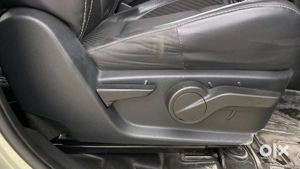 Mahindra Thar 1.5 Lx Hard Top Diesel At 4 Rwd, 2022, Diesel