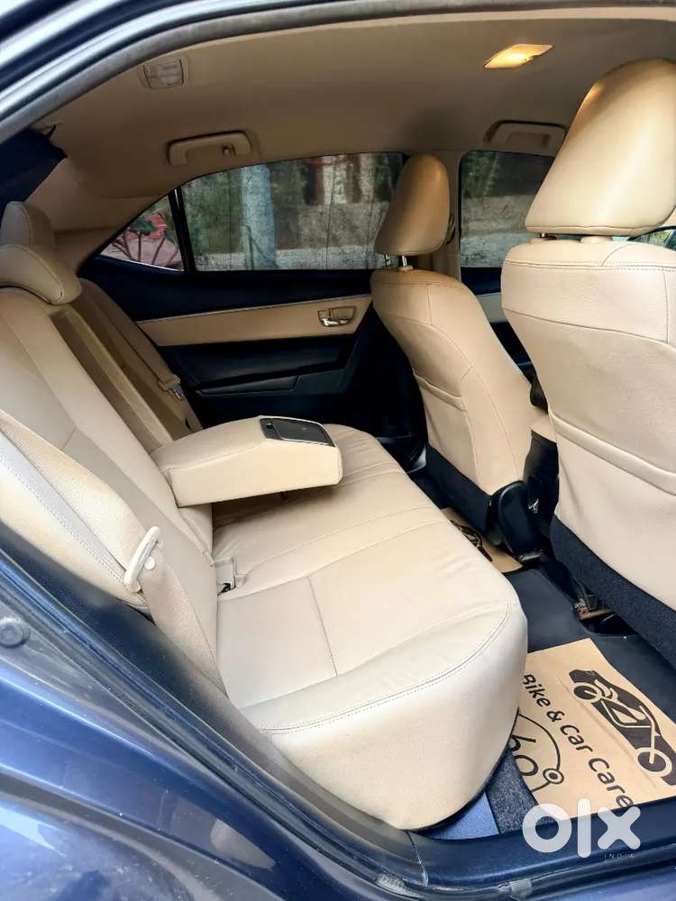 Toyota Corolla Altis 2016 Petrol Well Maintained