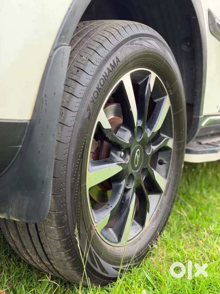 Mahindra Xuv500 W11 Option, 2020, Diesel