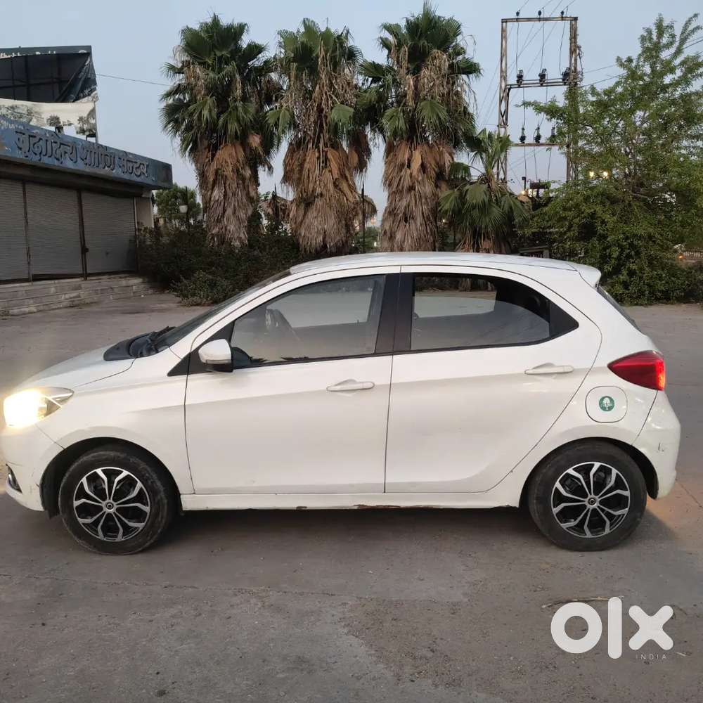 Tata Tiago 2017 Variant 1.2