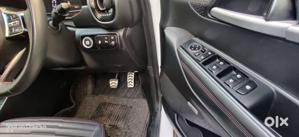 Doctor Driven Car With Service Records