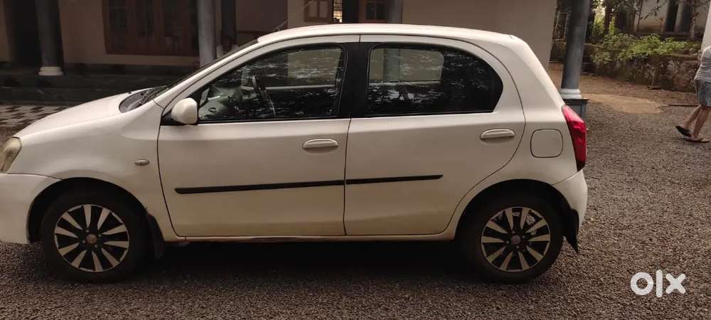Toyota Etios Liva 2012 Variant