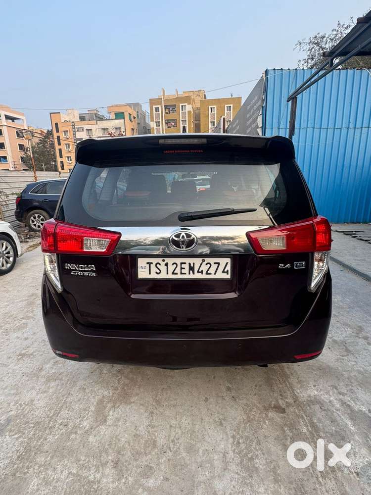 Toyota Innova Crysta 2.4 G Mt 8s, 2018, Diesel