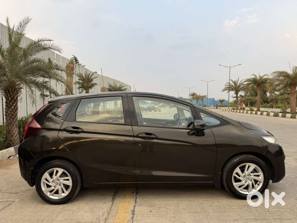 Honda Jazz V Automatic, 2016, Petrol
