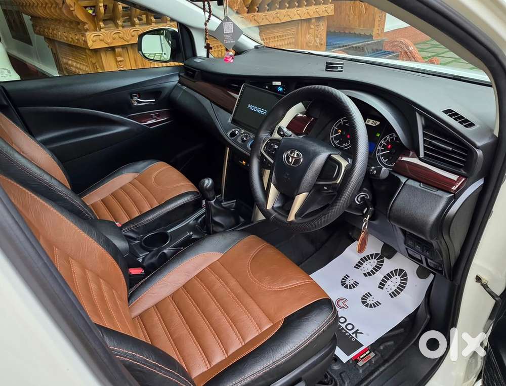 Toyota Innova Crysta 2023 Diesel Manual