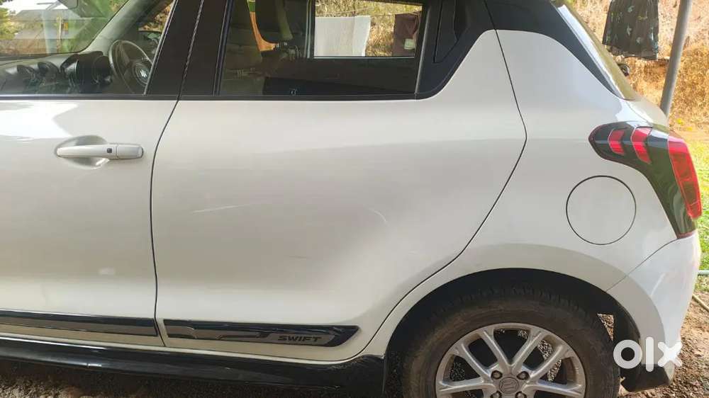 Maruti Suzuki Swift 2023 Petrol 13200 Km Driven