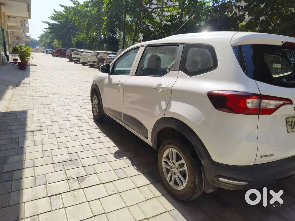 Renault Triber Petrol 27000 Km Driven