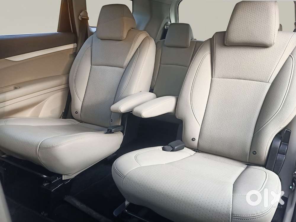 Mahindra Marazzo M8, 2019, Diesel