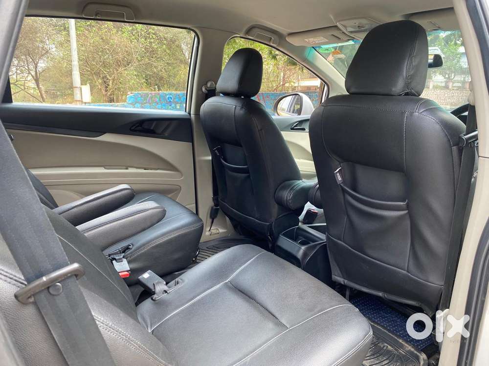 Mahindra Marazzo M4, 2018, Diesel