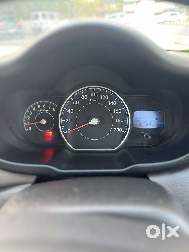 Hyundai I10 Sportz, 2014, Petrol