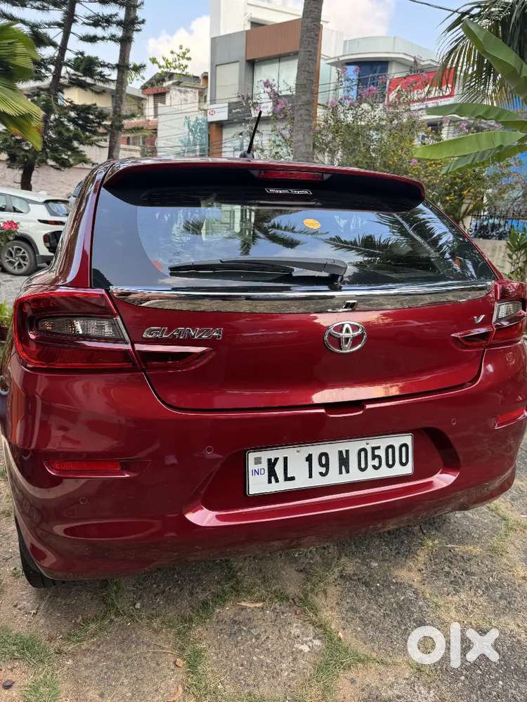 Toyota Glanza 1.2 L Automatic Full Option -  V Variant 2023