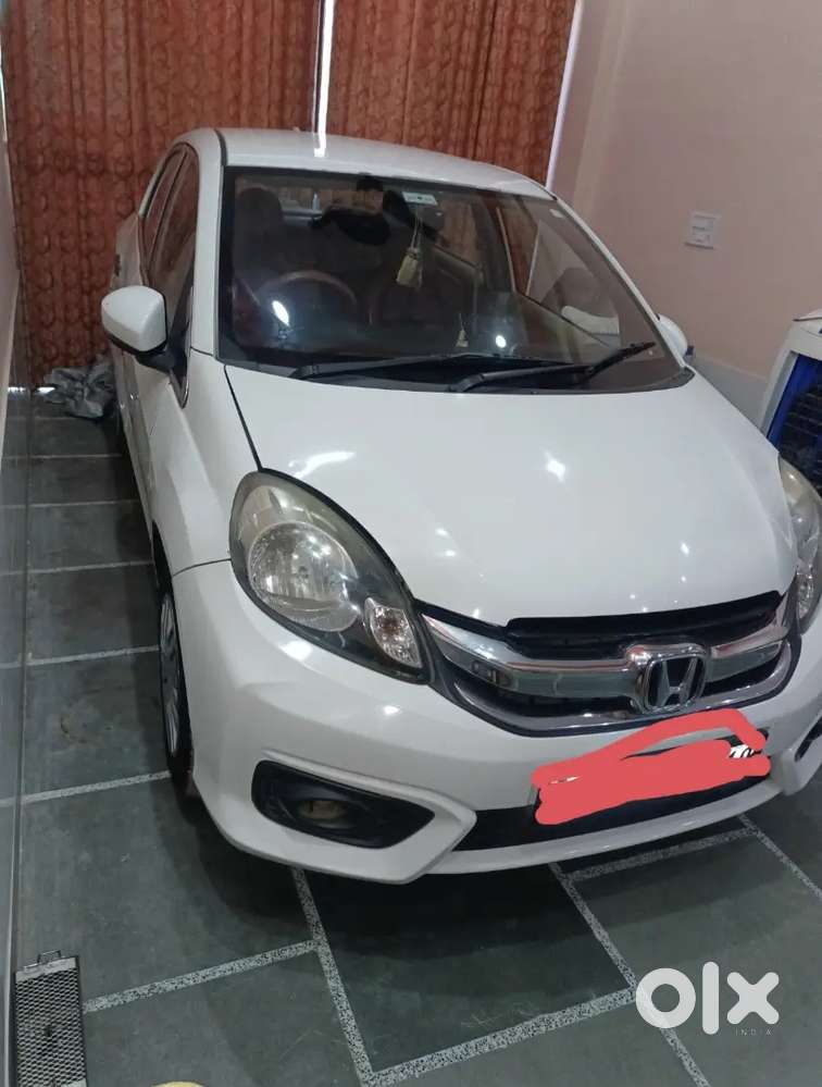 Honda Amaze 1.2 I-vtec 2017 Petrol Urgent Sale