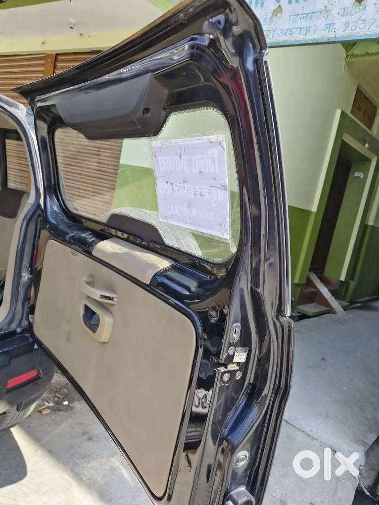 Mahindra Tuv 300 2017