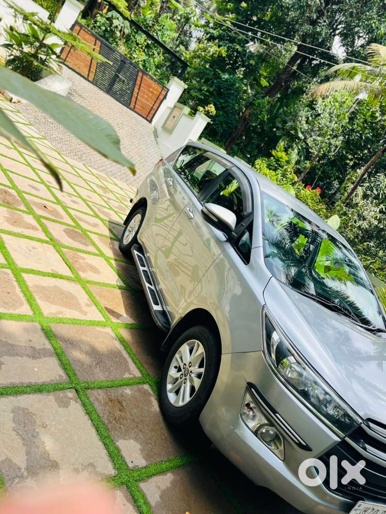 Toyota Innova Crysta 2017
