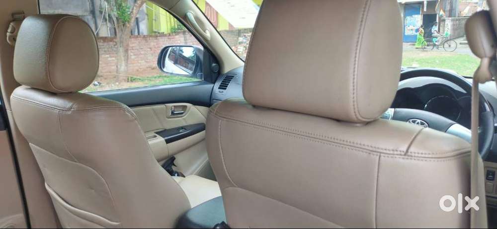 Toyota Fortuner 2015 Diesel Well Maintained