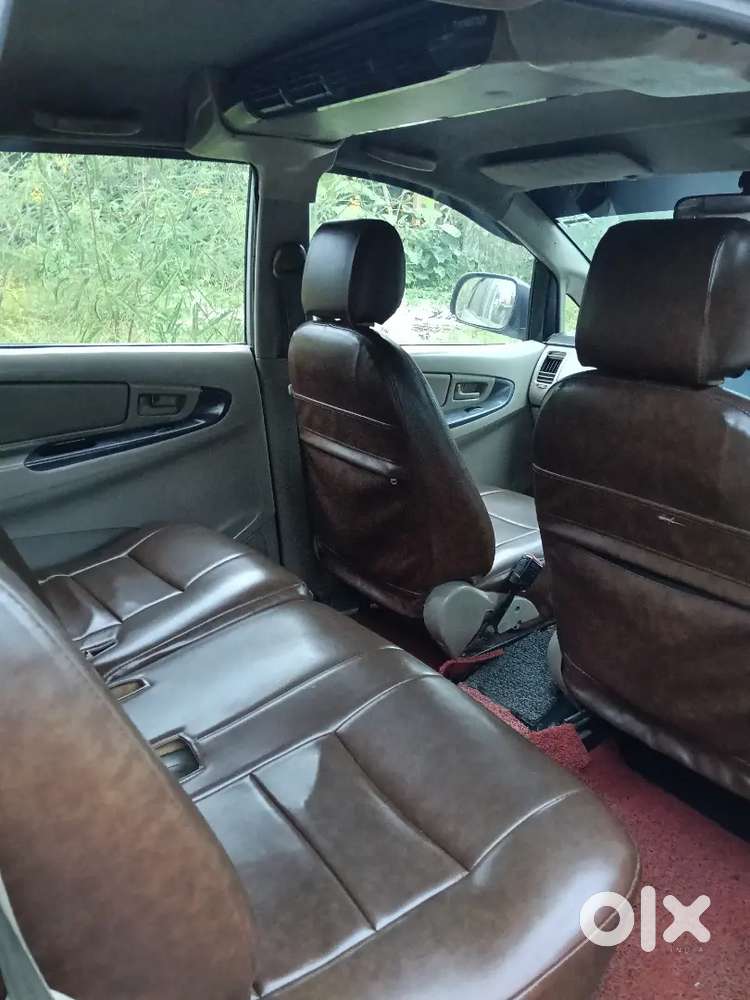 Toyota Innova Diesel 2.5 2011 Last.