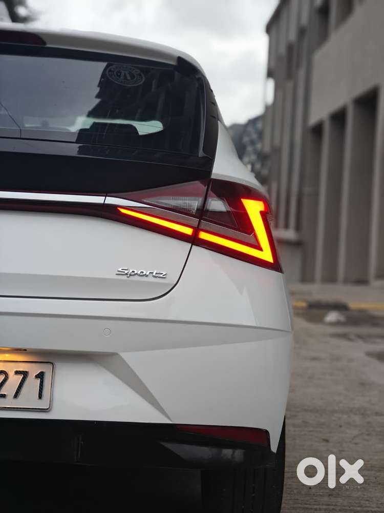 Hyundai I20 Sportz 1.2 Ivt, 2023, Petrol