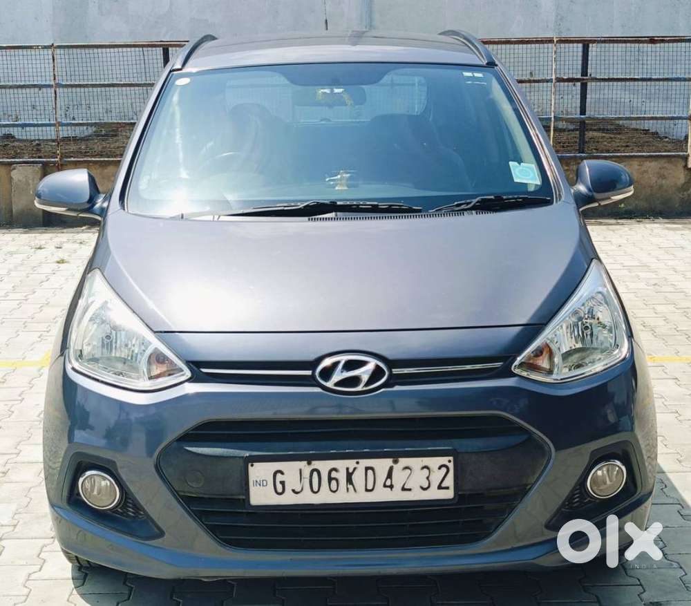 Hyundai Grand I10 Sportz, 2016, Petrol