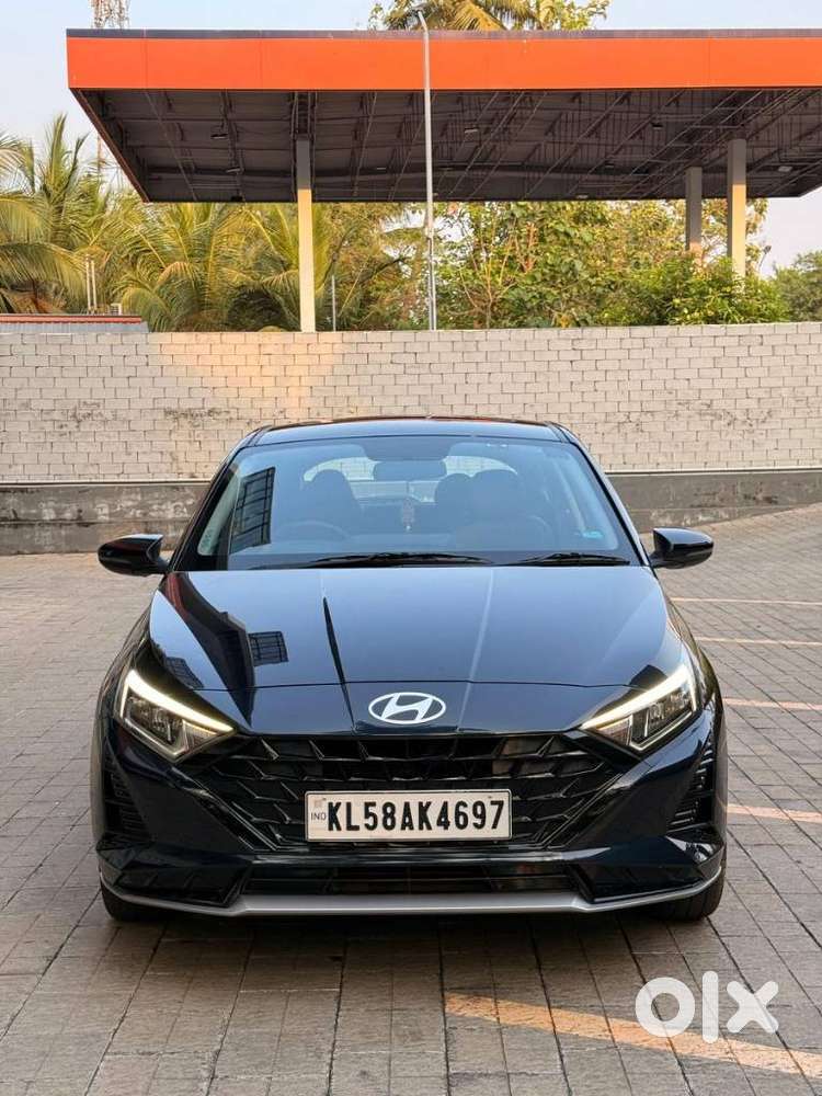 Hyundai I20 Asta (o) 1.2 Mt, 2024, Petrol