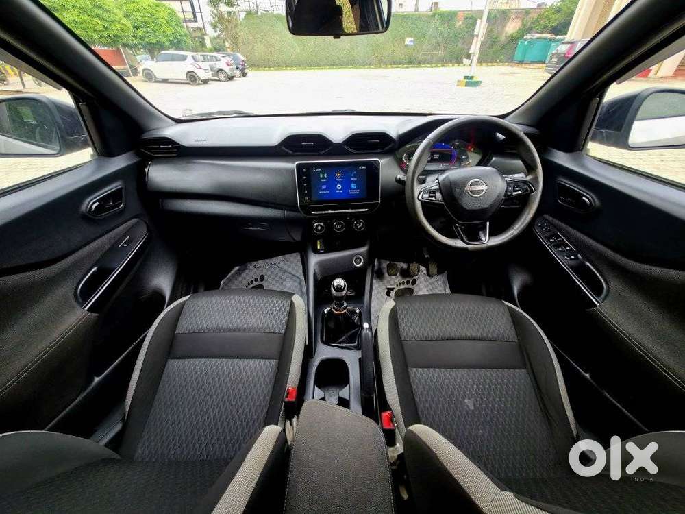 Nissan Magnite Kuro Edition 1.0 Turbo Petrol Mt, 2024, Petrol
