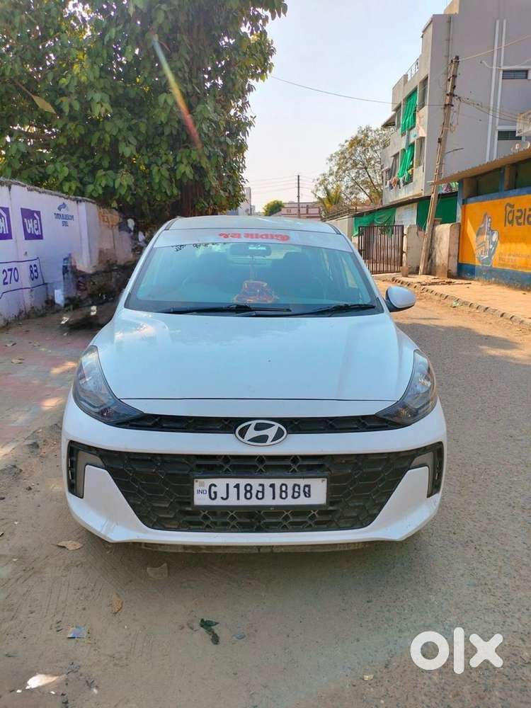 Hyundai Aura 2024 Cng 14000 Km Driven