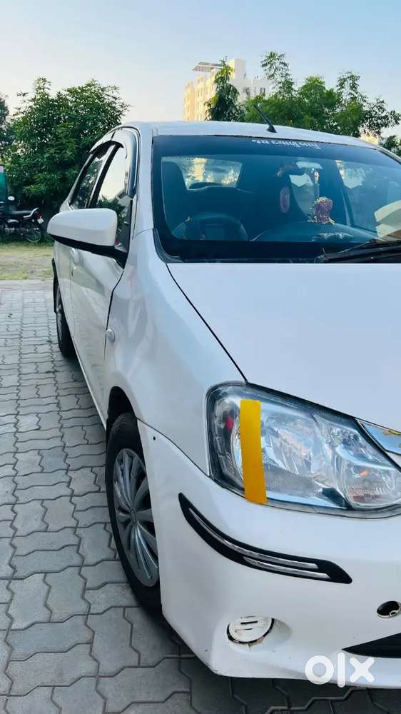 Toyota Etios 2011 Cng & Hybrids Good Condition