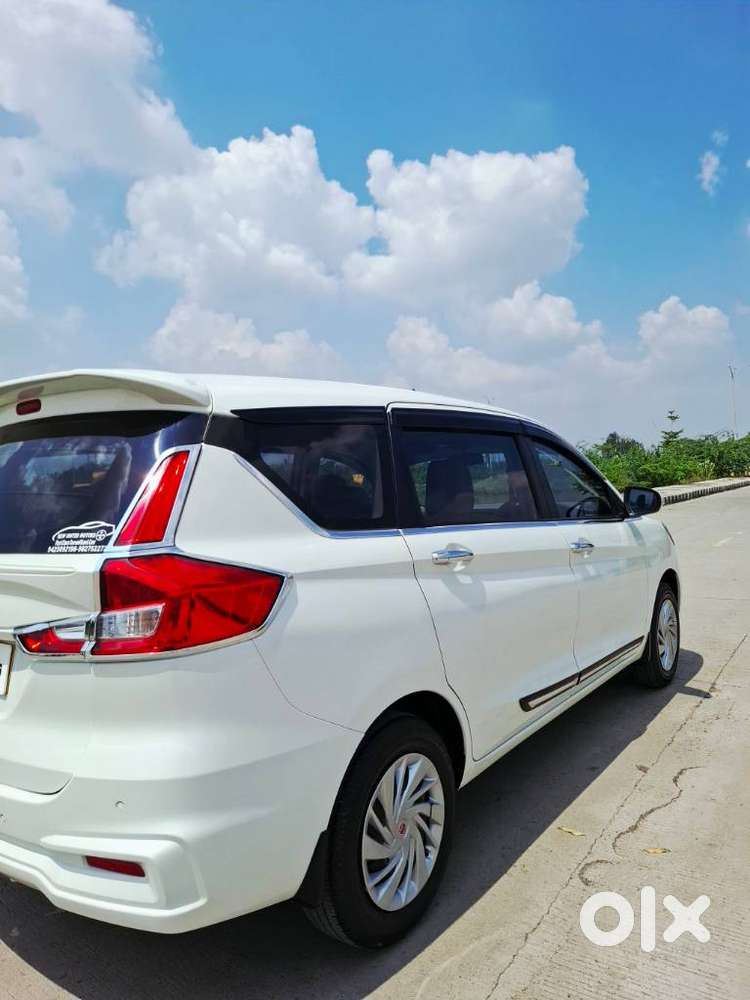 Maruti Suzuki Ertiga 1.5 Vxi, 2025, Cng & Hybrids