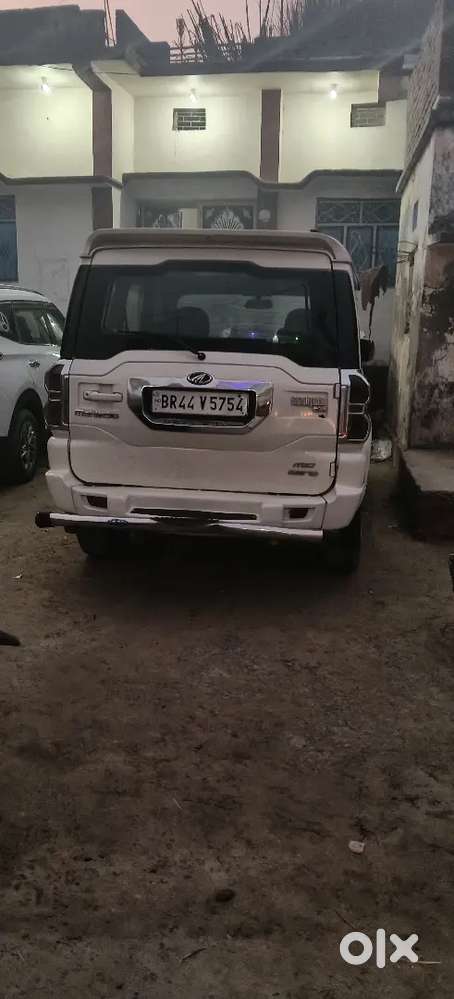 Mahindra Scorpio 2015 Diesel 140000 Km Driven