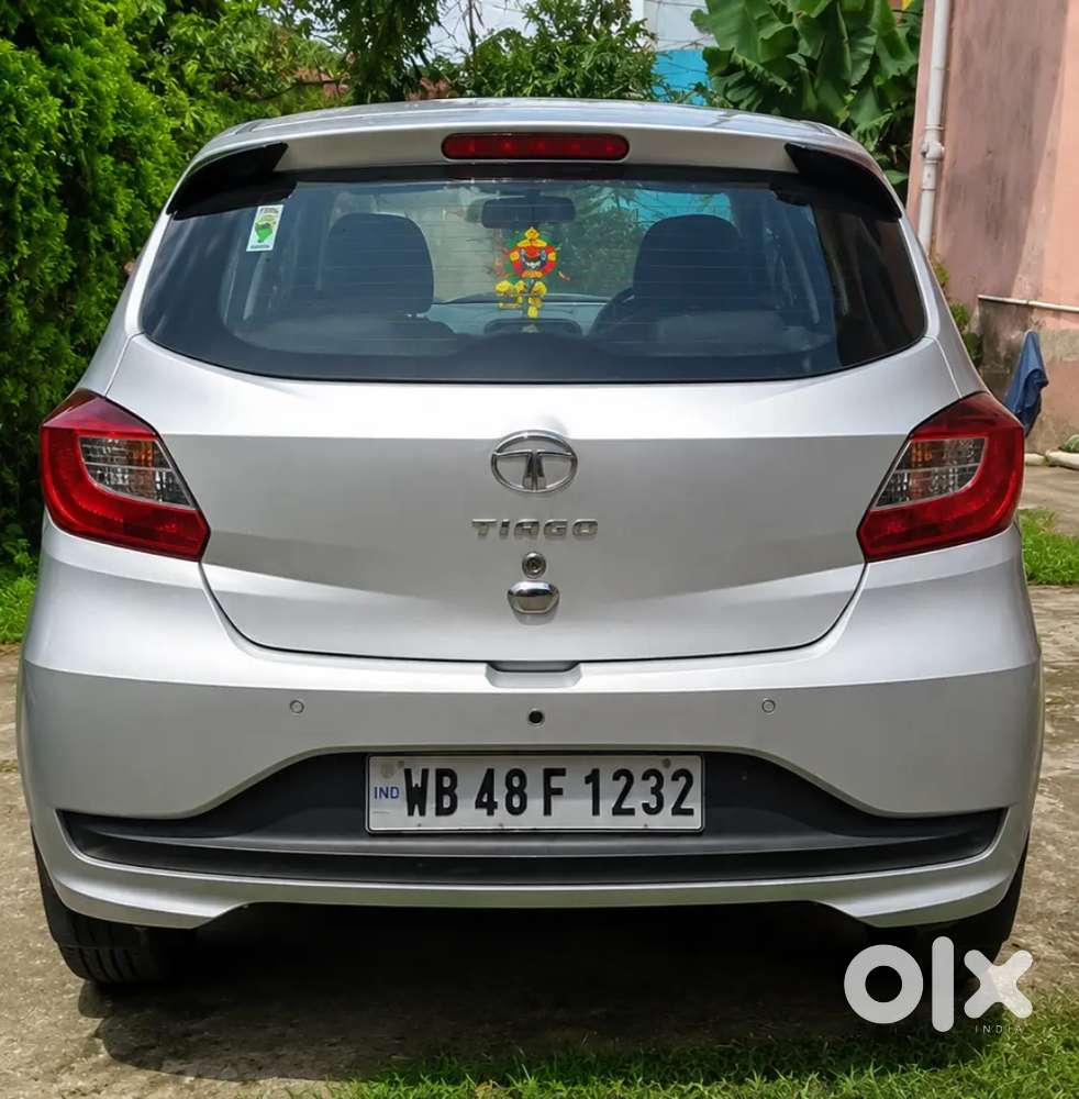Tata Tiago Xe Petrol – Excellent Condition  18,800 Km Driven
