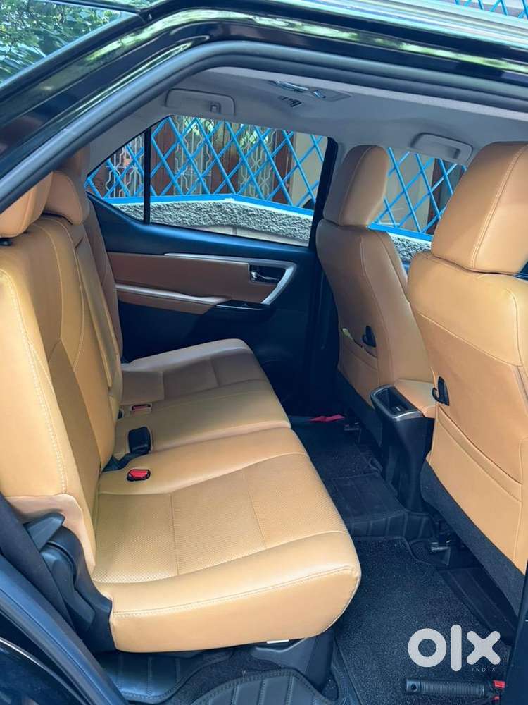 Toyota Fortuner 2023 Diesel 11000 Km Driven