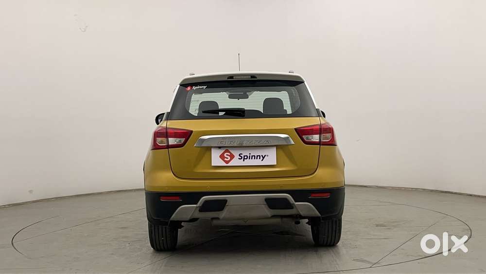 Maruti Suzuki Vitara Brezza Zdi Plus Dual Tone, 2016, Diesel