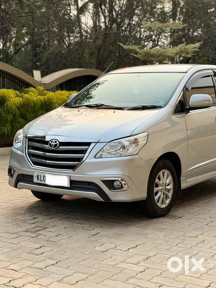 Toyota Innova 2013 Last V Diesel Good Condition