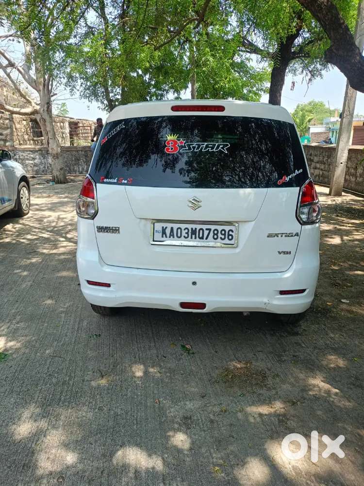 Maruti Suzuki Ertiga 2012