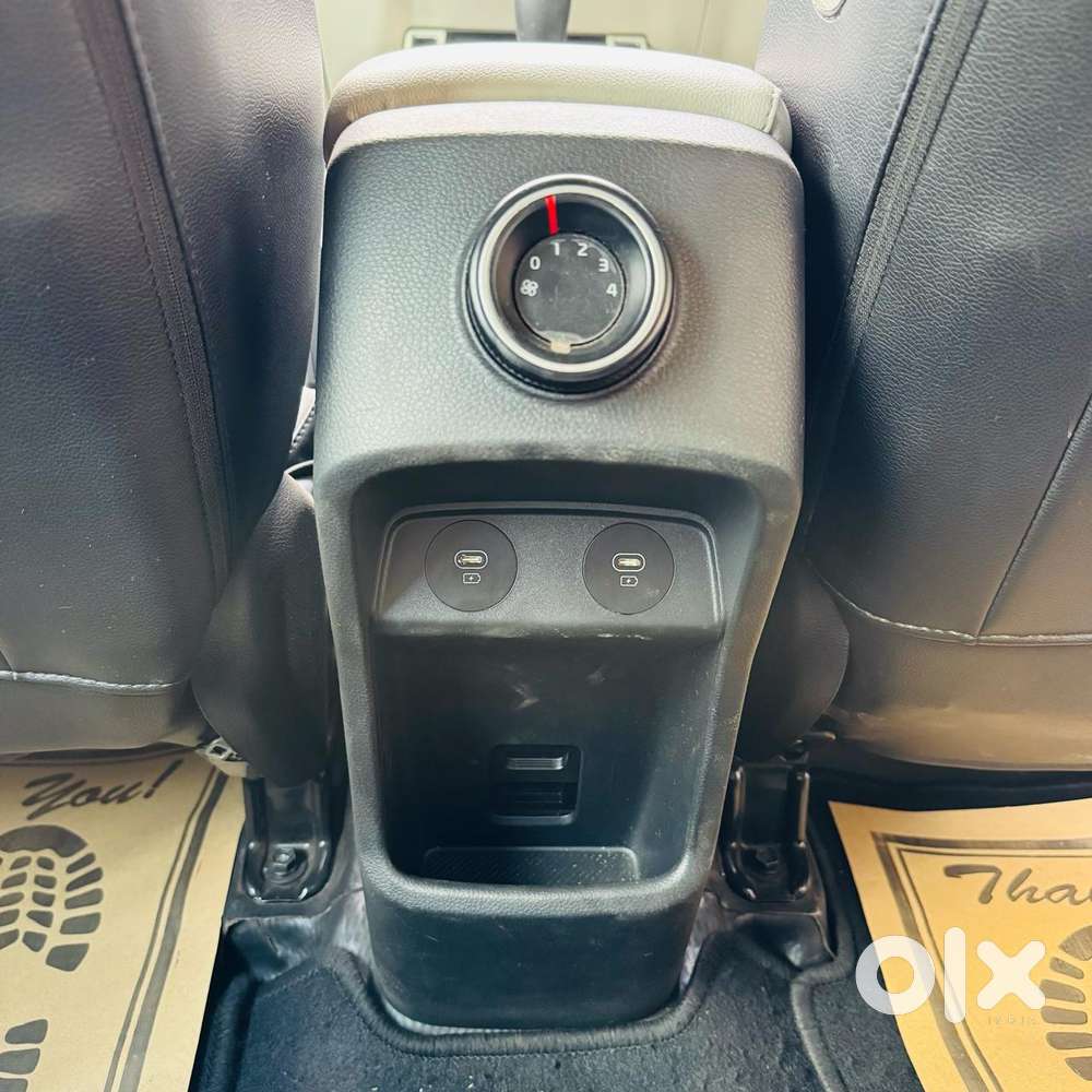 Kia Carens 1.4 Prestige Plus Turbo 7 Str, 2022, Petrol