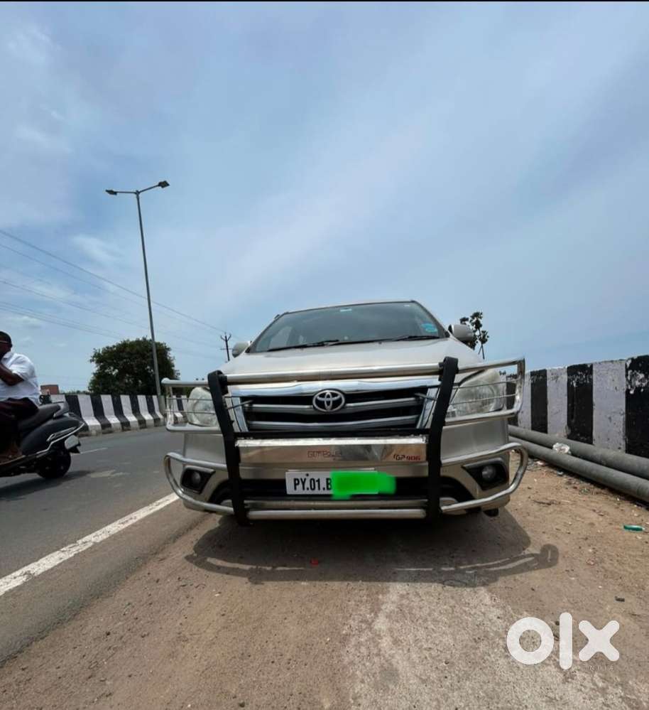 Toyota Innova 2.5 Vx (diesel) 8 Seater, 2013, Diesel