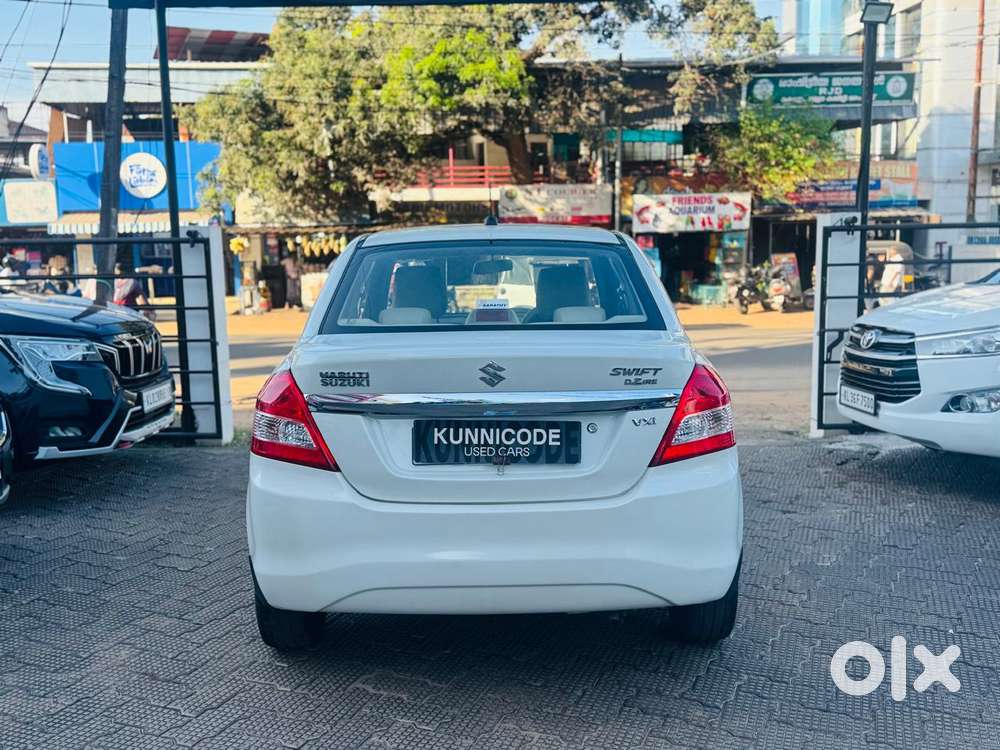 Maruti Suzuki Swift Dzire 1.2 Vxi Bsiv, 2017, Petrol