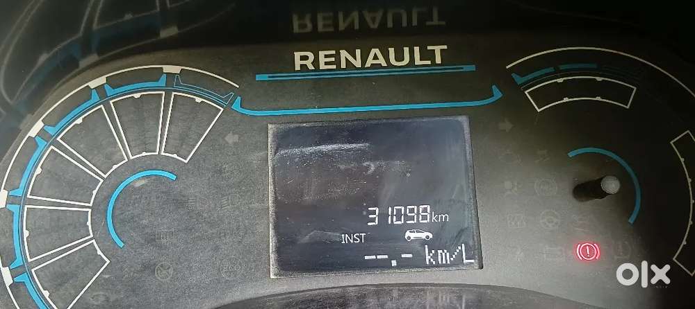 Showroom Condition Renault Triber 31k Km Accident-free & Scratchles