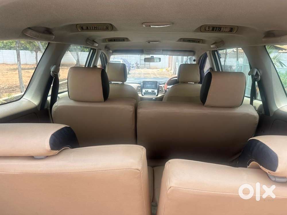 Toyota Innova 2016 Diesel 350000 Km Driven