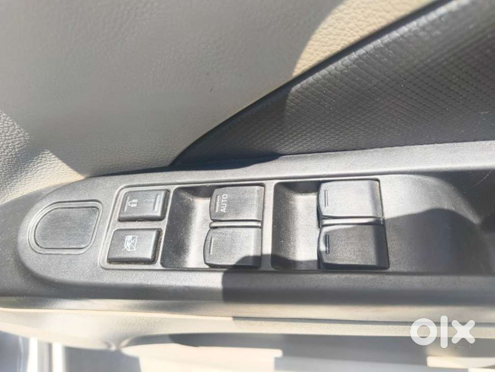 Maruti Suzuki Celerio Vxi Mt, 2016, Petrol
