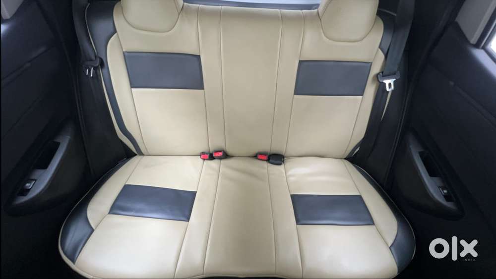 Renault Kwid 1.0 Rxt Amt, 2023, Petrol