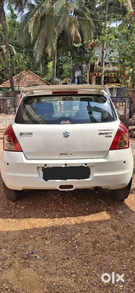 Maruti Suzuki Swift 2011 Diesel 143000 Km Driven