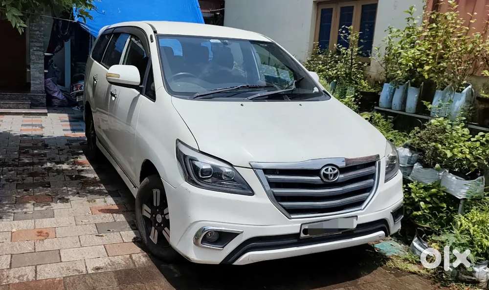 Toyota Innova 2005 Diesel Car