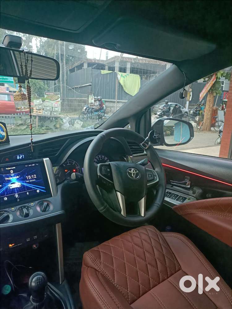 Toyota Innova Crysta [2020-ongoing] 2.7 Gx Mt 7 Str, 2017, Diesel