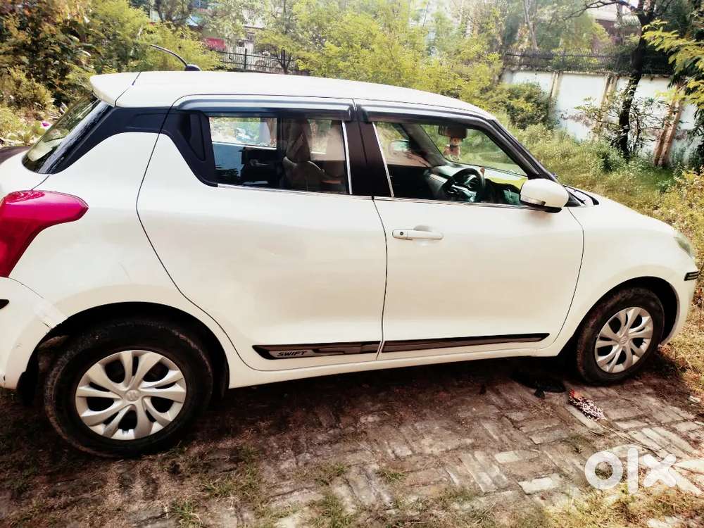 Maruti Suzuki Swift 2022 Petrol 31000 Km Driven
