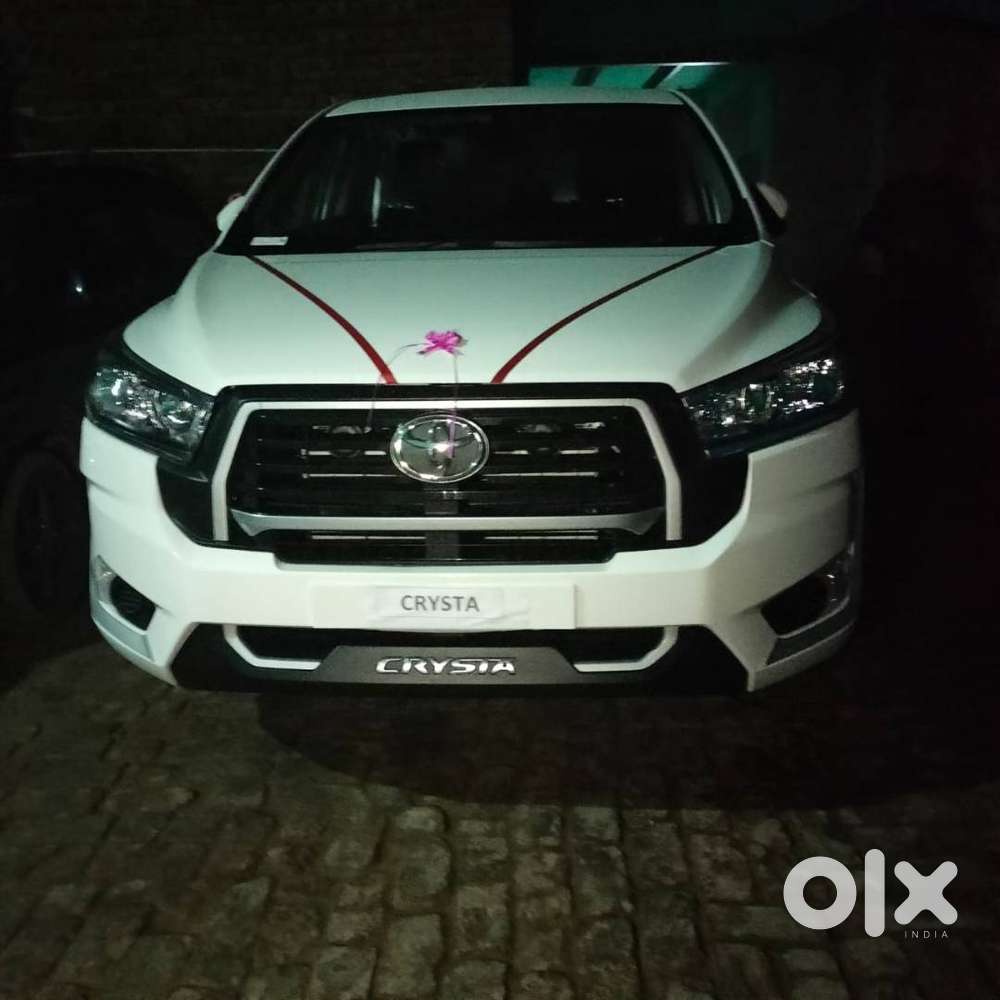 Toyota Innova Crysta 2026 Diesel 10000 Km Driven
